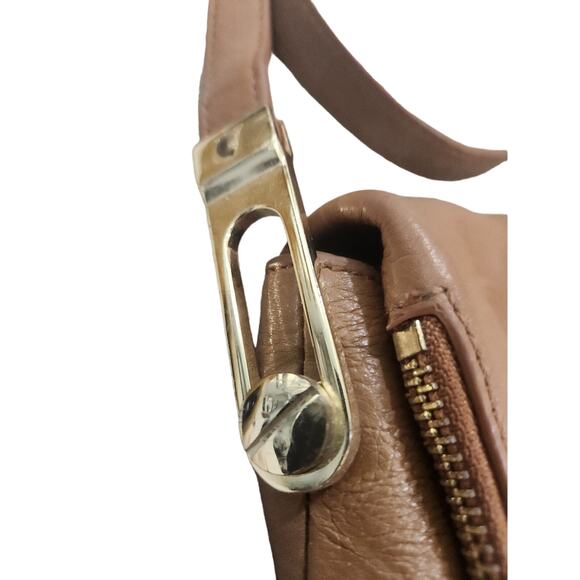 Vince Camuto Leather Crossbody Bag Brown Gold Hardware Adjustable Strap - Picture 3 of 8